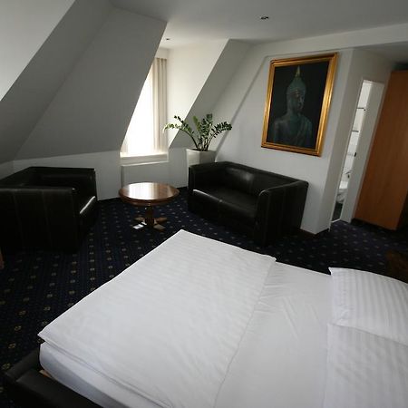Hotel Regina Zurich Bagian luar foto