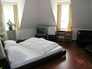 Hotel Regina Zurich Bagian luar foto