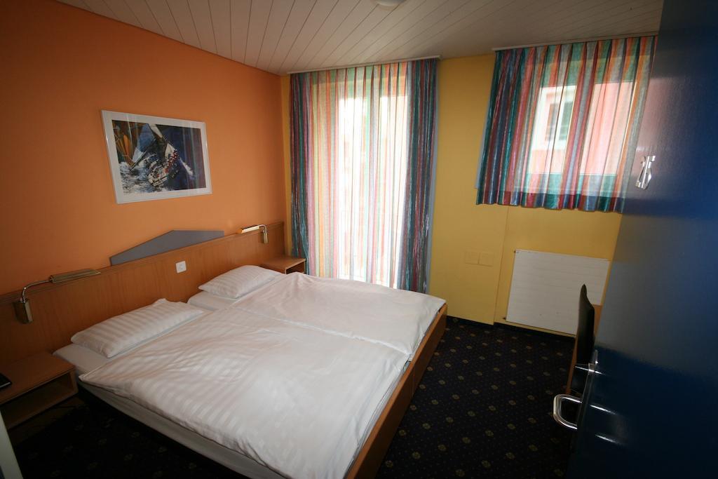 Hotel Regina Zurich Bagian luar foto